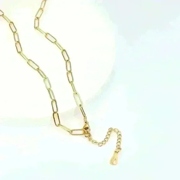 NWT 18K Gold Plated Minimalist Paper Clip Cain Link Layering Necklace - Picture 10 of 16